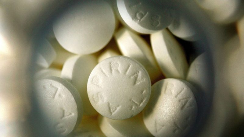 Revelan que la aspirina puede ser medicina eficaz contra el alzhéimer