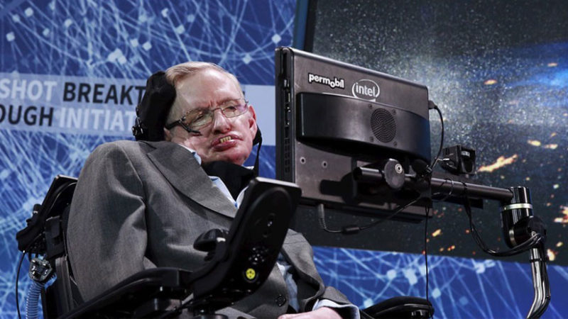 “No hay ningún Dios”: Hawking responde a 10 grandes preguntas sobre el universo en su libro póstumo