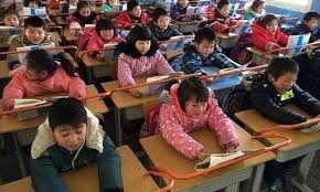 Escuelas chinas pueden cumplir meta de reducir clases muy numerosas en 2018