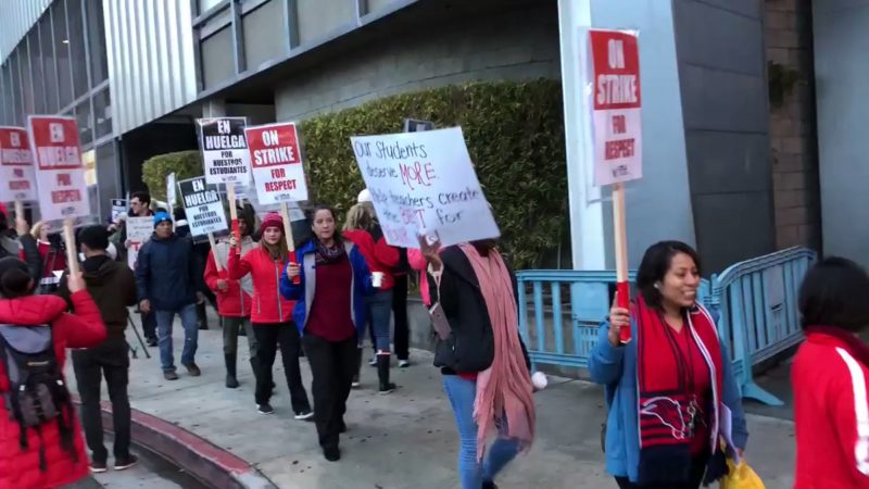 Video: Termina la primera huelga en unas chárter de California que duró ocho días