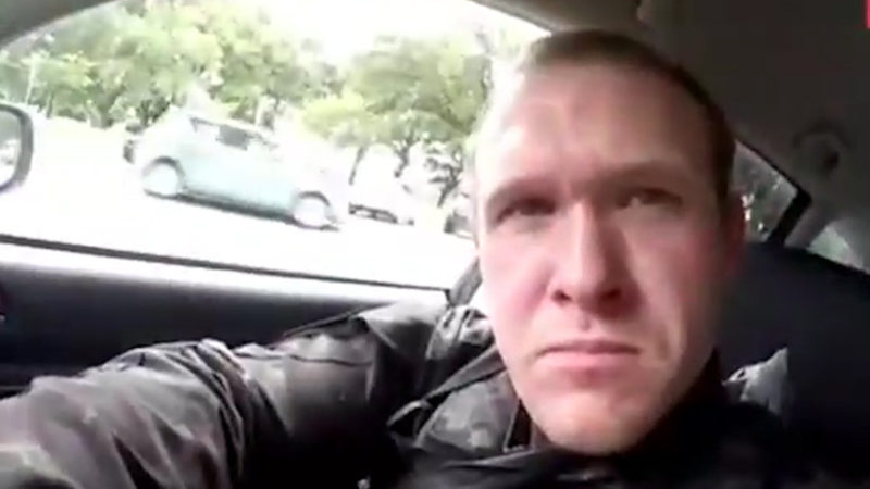 Videos: El terrorista que mató a al menos 49 personas es fascista, admirador de Trump y quiere acabar con los extranjeros de Nueva Zelanda