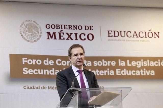 Gobierno mexicano destina el equivalente a mil millones de dólares para abatir el rezago y ampliar la cobertura educativa en comunidades marginadas
