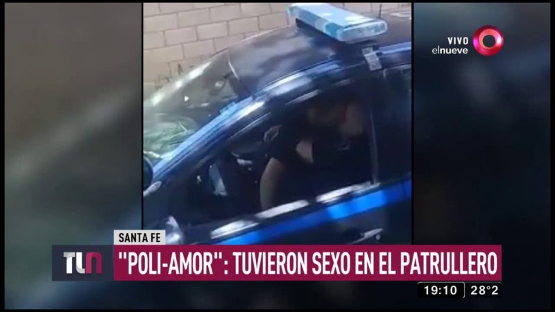 Investigan video de oficial en pleno acto sexual dentro de una patrulla de policía de Santa Ana