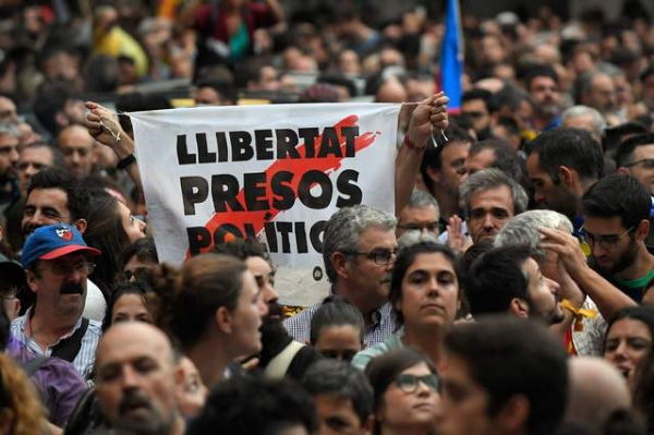 Se tensa más la relación Madrid-Barcelona por protestas en Cataluña