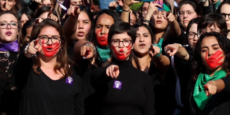 La mayor parte de agresores de mujeres pertenecen a su círculo familiar, dice Gobernación