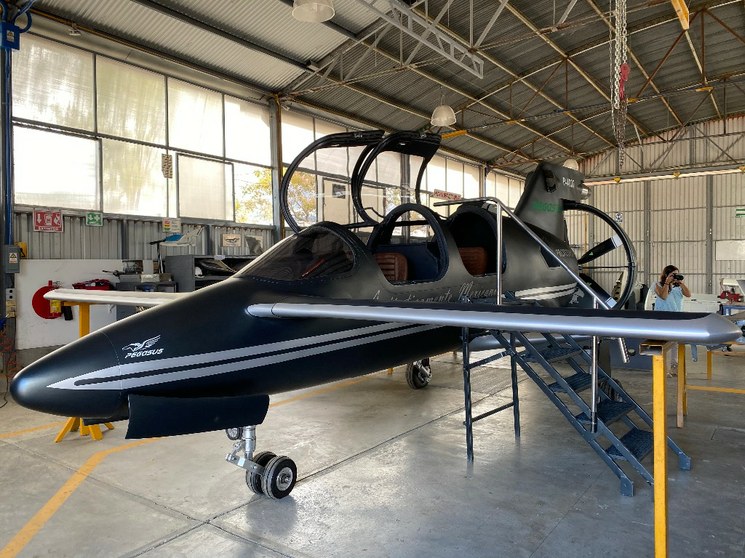 Oaxaca ve nacer el primer avión militar diseñado por mexicanos