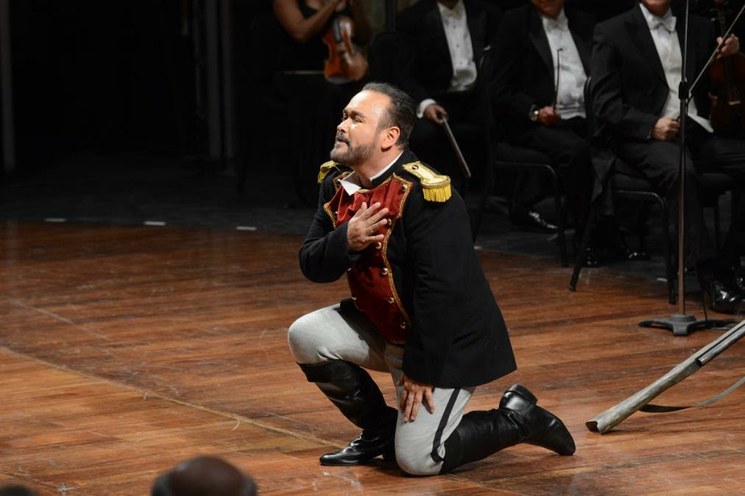 Video: Triunfa el tenor Javier Camarena en Bellas Artes de la capital mexicana