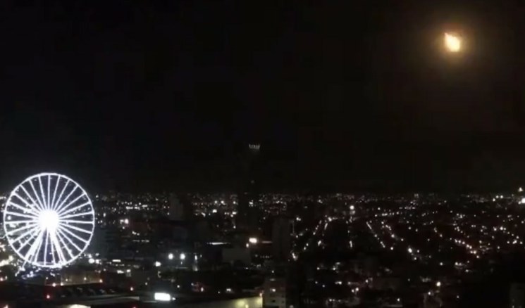 Videos: Se avista meteorito en Ciudad de México y tres estados