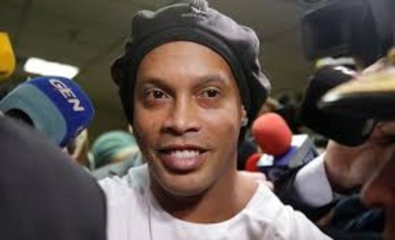 Ronaldinho podría estar involucrado en lavado de dinero