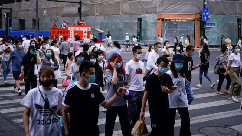 OMS: El mundo, a la mitad de la primera ola de la pandemia; riesgo de un segundo pico en esta ola