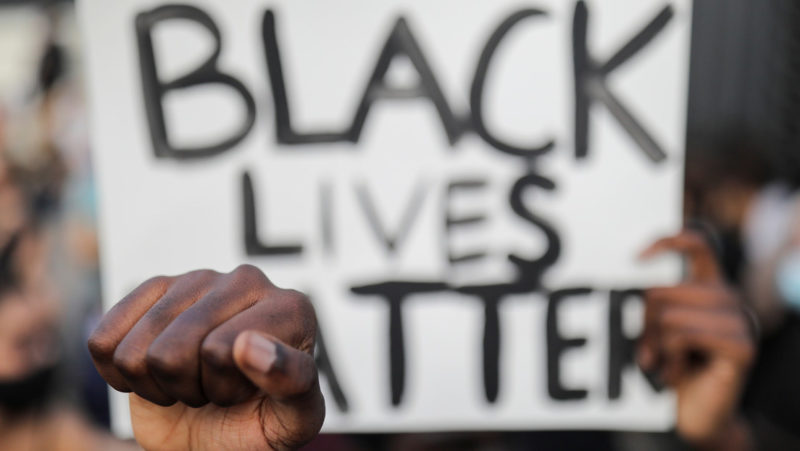 El Superintendente  Beutner, expresa solidaridad con la comunidad afroamericana, convoca a luchar contra el racismo y a demostrar que “las vidas negras importan”