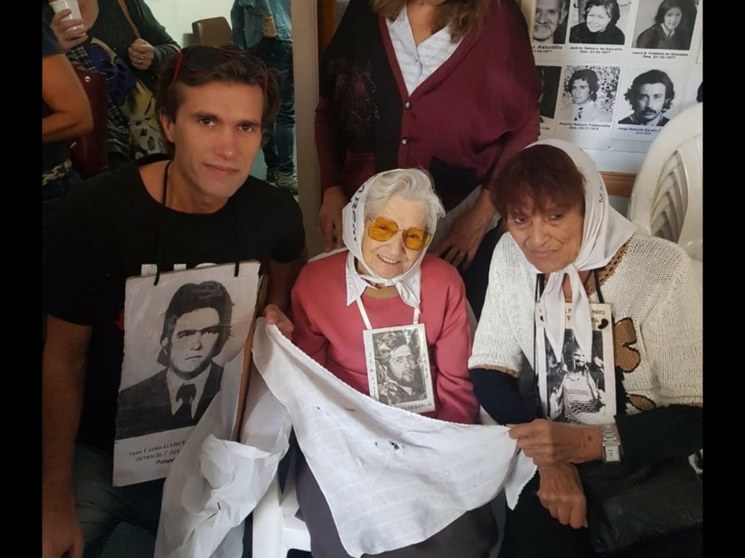 Lloran en Argentina muerte de Carmen Conde, Madre de la Plaza de Mayo
