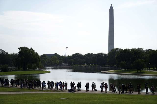 Miles se concentran en Washington para una megamarcha contra el racismo