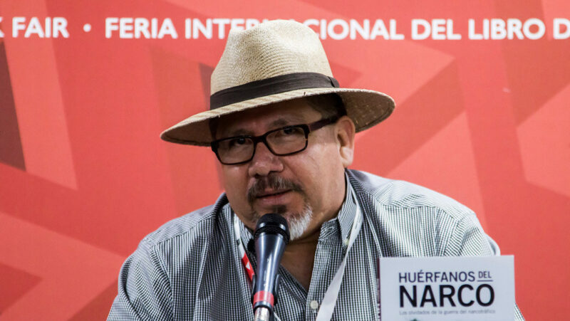 Video: Javier Valdez ‘revive’ en video con mensaje a AMLO: “Cumpla sus obligaciones. Aclare muerte de periodistas y castigue a responsables. No tengo miedo porque no me pueden matar dos veces”