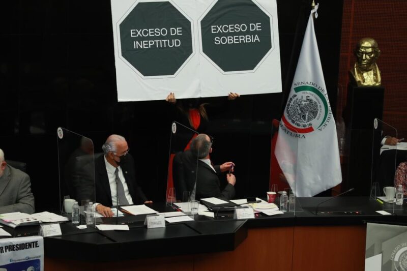 Por insultos del PAN, suspenden comparecencia de López-Gatell en comisión senatorial