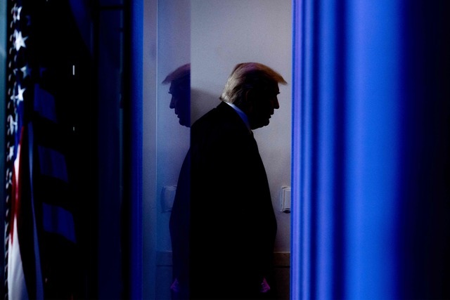Trump despide a alto funcionario que aseguró que las elecciones fueron las “más seguras de la historia”