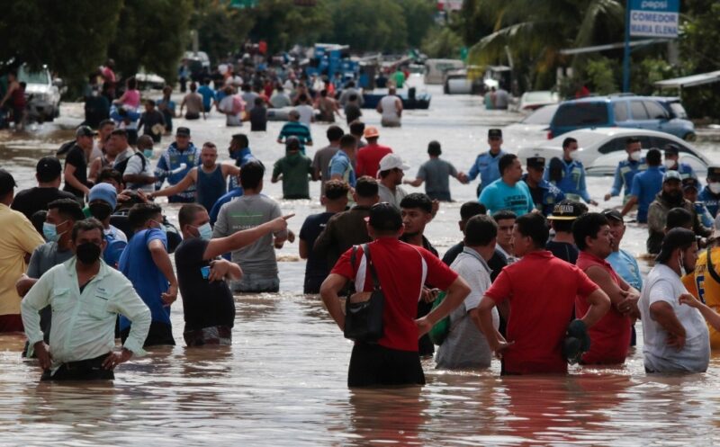 Siguen lluvias por ‘Eta’ en Centroamérica; van 13 muertos