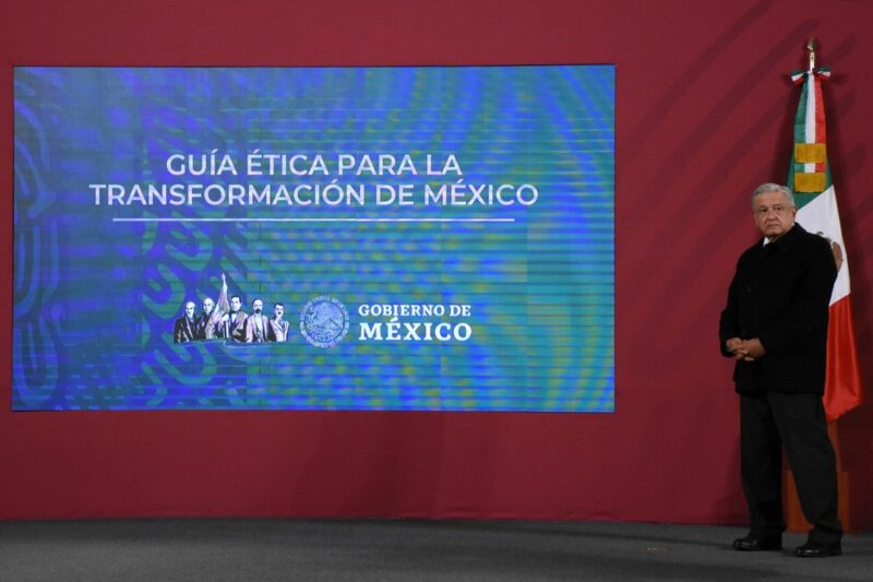 Video: Presenta AMLO la Guía ética para la transformación de México