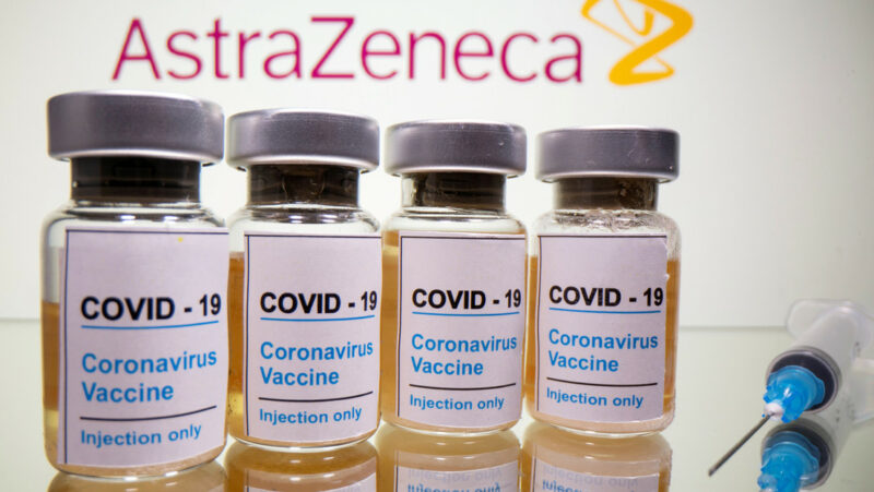 AstraZeneca asegura que ha descubierto la “fórmula ganadora” para que su vacuna sea efectiva