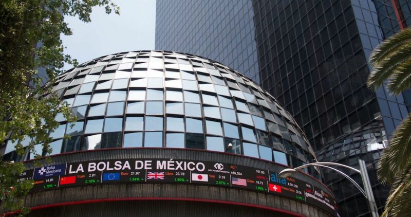 La bolsa mexicana borra toda la pérdida del peor año del siglo: ya está en números negros otra vez