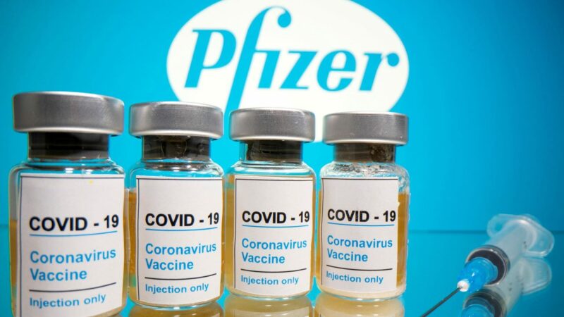 Ya están en California las primeras 327 mil vacunas contra COVID-19. Serán para personal médico