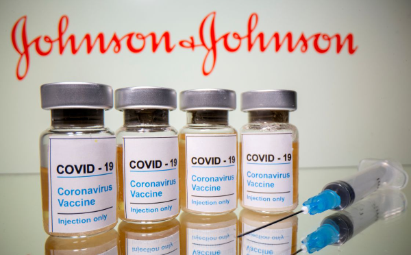Video: EU suspende la vacuna contra COVID-19 de Johnson & Johnson
