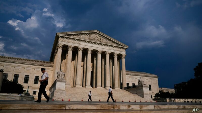 Corte Suprema de Estados Unidos falla contra beneficiarios de TPS