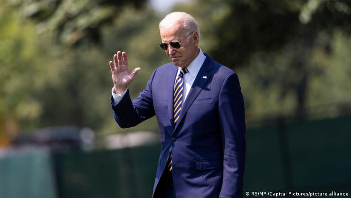 Biden solicita prórroga a prohibición federal de desalojos
