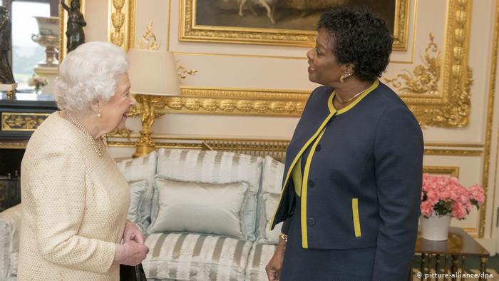 Barbados elige al primer presidente de su historia tras separarse de la Corona británica