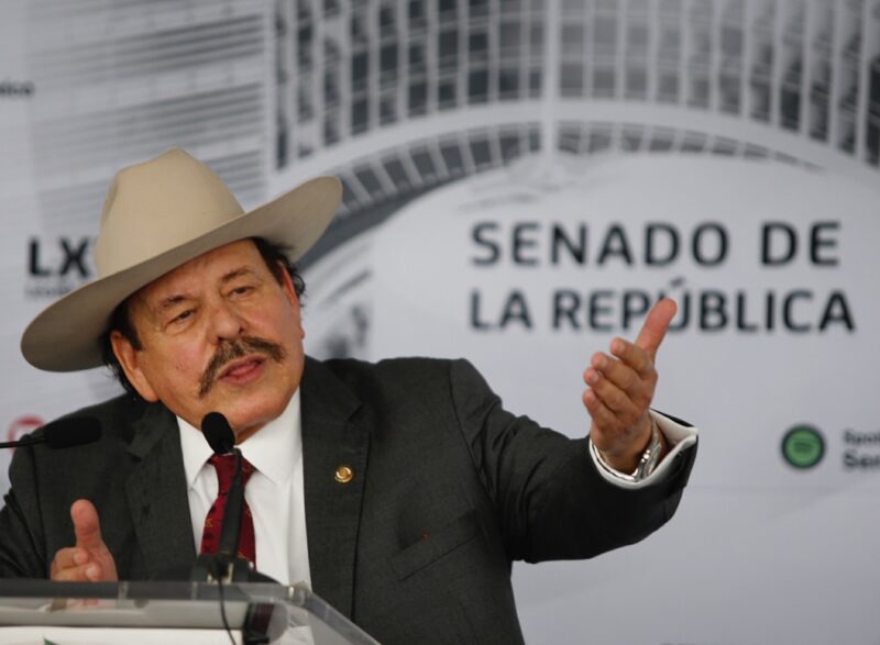 “No tengo cola que me pisen”, asegura el senador Armando Guadiana, citado en Pandora Papers
