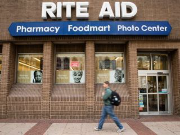 Mejores salarios, beneficios y seguridad a empleados de las farmacias Rite Aid