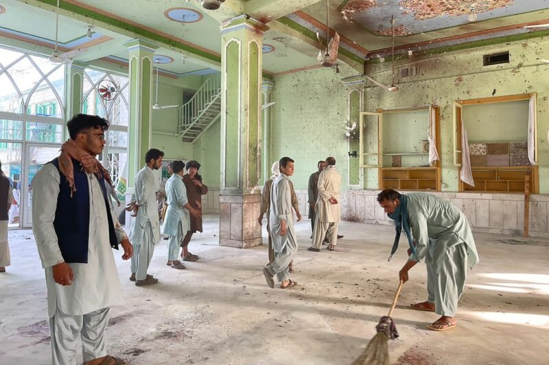 Atentado suicida en Kandahar deja 33 muertos y 74 heridos