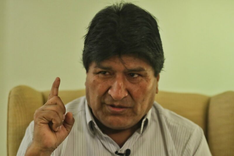 China apoya sin chantajes; EU lo hace a cambio de privatizaciones: Evo Morales
