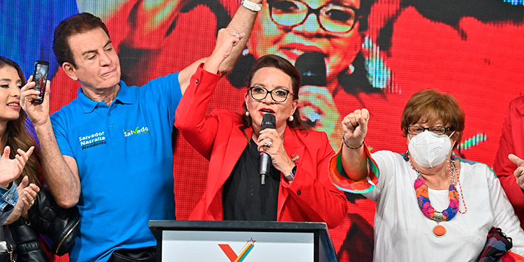 Amplia diferencia favorable a Xiomara Castro. Sería la primera presidenta  de Honduras y la cuarta en América Latina