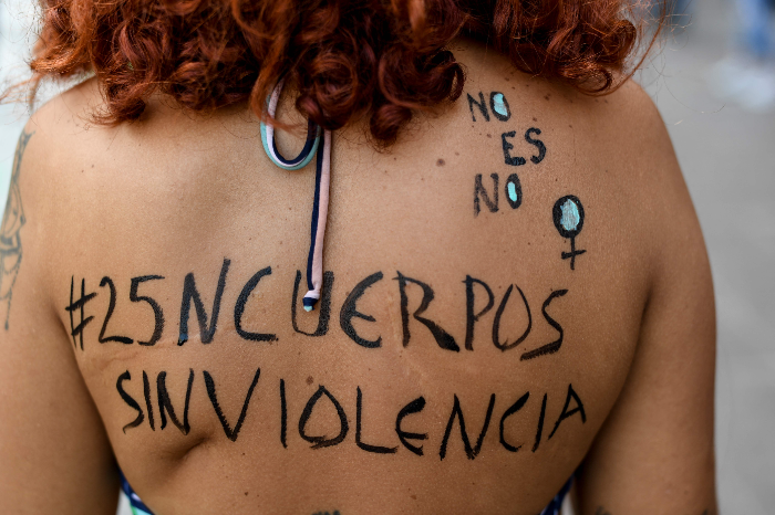 Video: Más de la mitad del mundo sufre la pandemia de violencia contra mujeres: ONU
