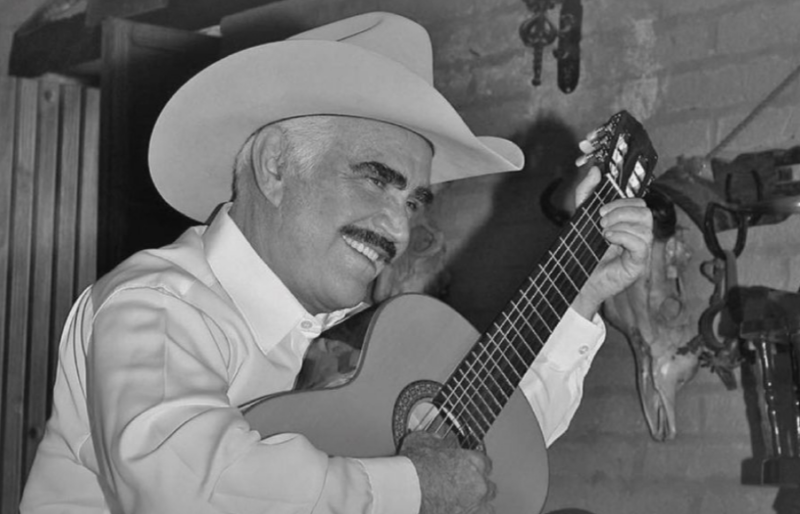 Videos: El gran Vicente Fernández, ícono de la música ranchera, muere a los 81 años de edad