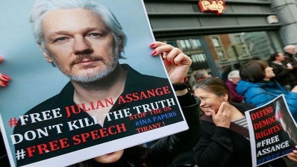 Assange presenta recurso contra veredicto de extradición
