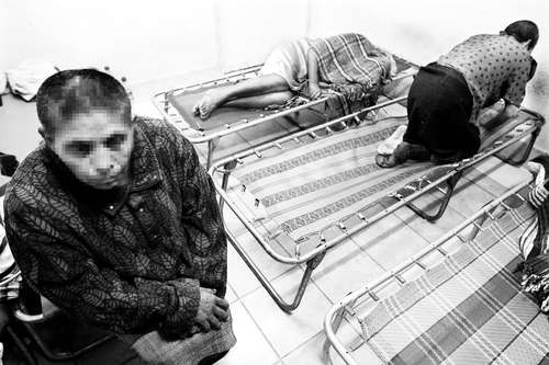 Violación de derechos humanos equiparables a la tortura, la constante en clínicas para las adicciones