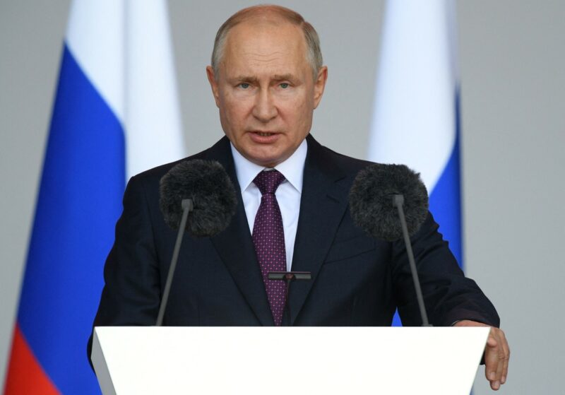 Video: Putin amenaza con respuesta nuclear a quien se interponga en su camino