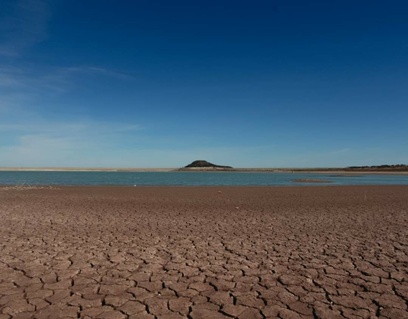 Convocará el AMLO a empresarios de Nuevo León a paliar la sequía aportando agua de sus pozos a la población mientras llegan las lluvias. Las presas, casi al mínimo