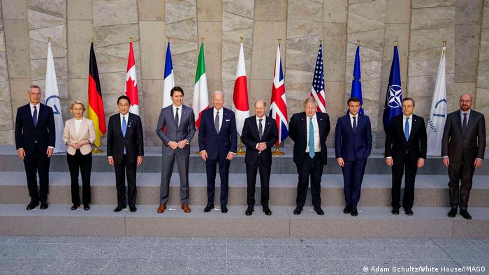 Líderes de la OTAN, el G7 y la UE, por aislar más a Rusia, pero sin respuesta militar