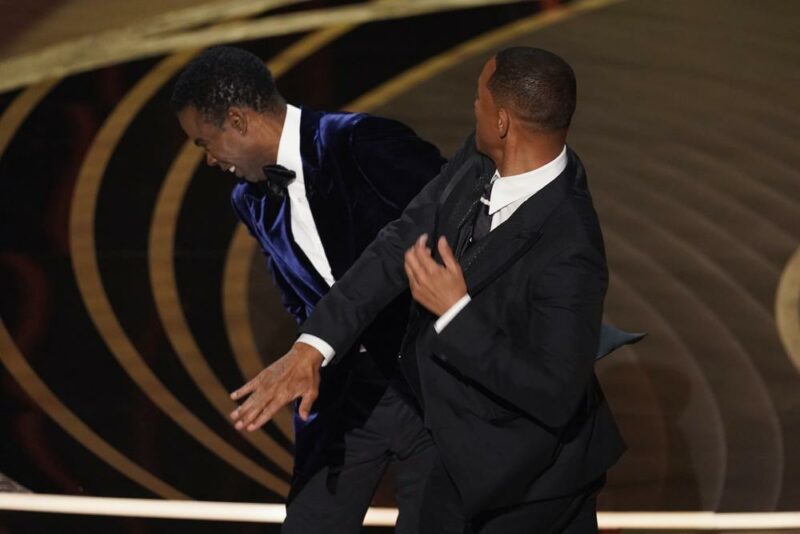 Video: Will Smith golpea a Chris Rock por hacer chiste sobre su esposa en los Óscar