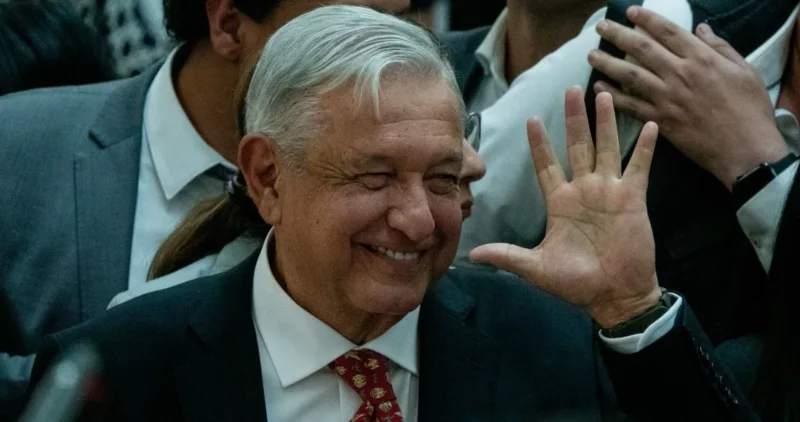 El Financiero: 67% en México quiere que AMLO siga en la Presidencia y 33% no