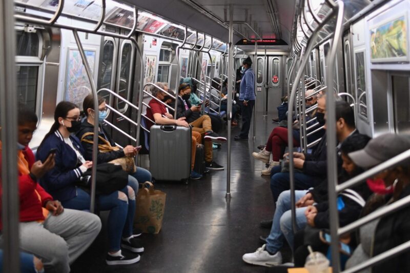 Video: Detienen al sospechoso del tiroteo en el Metro de Nueva York. Será juzgado por terrorismo