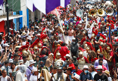 Casi 1.5 millones de asistentes en la Semana Santa de Iztapalapa, tras dos años de pausa por la pandemia