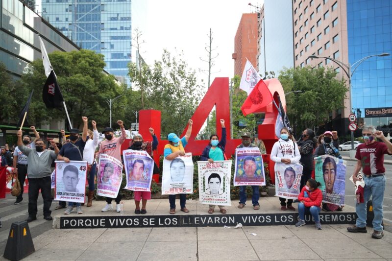 Detienen a presunto operador de ‘Guerreros Unidos’ por caso Ayotzinapa