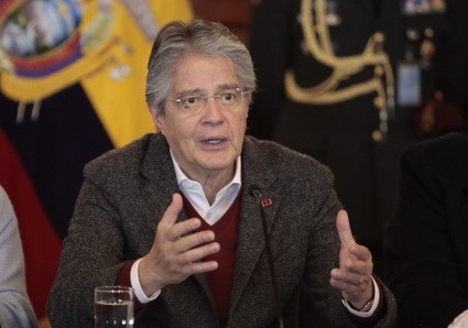 Presidente de Ecuador acepta dialogar con líderes de indígenas que protestan por la carestía