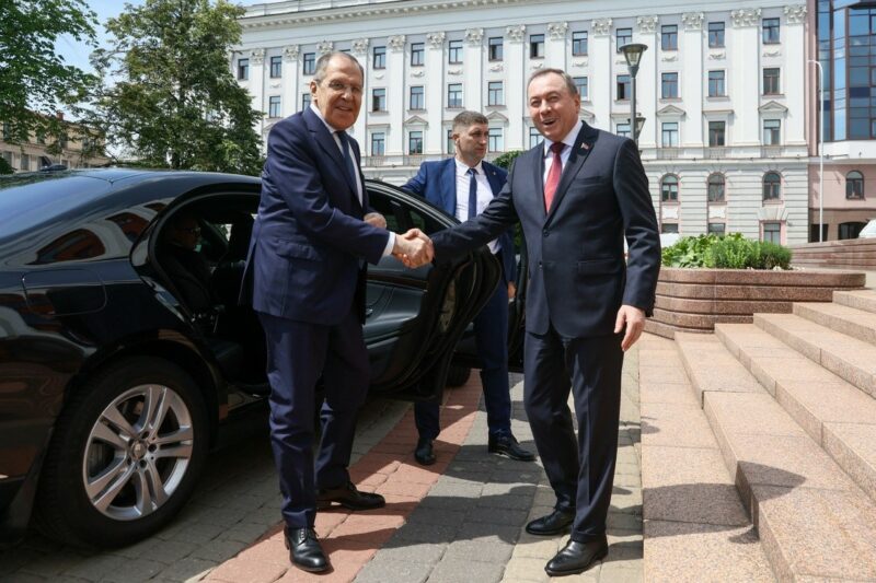 Cae entre Rusia y Occidente una nueva “cortina de hierro”, afirma el Canciller de Rusia, Serguei Lavrov