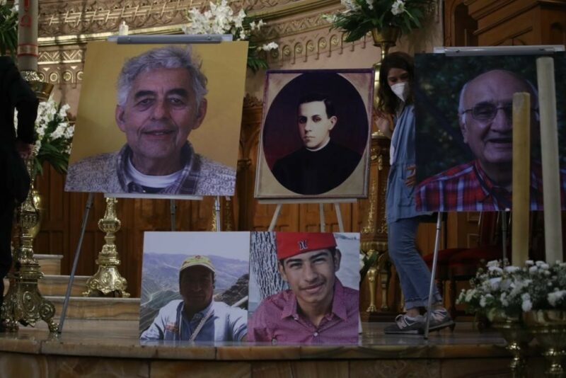 Desde 1990, dos curas desaparecidos y 63 asesinados. La violencia, por la “locura por el poder” y a la “descomposición social”, dicen clérigos en Jornada por la Paz