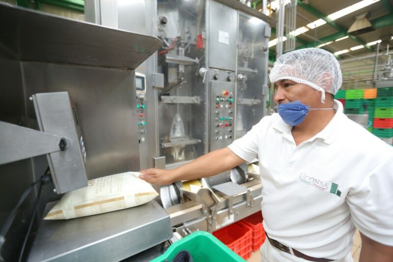 Fraude a Liconsa de 4 mil millones de pesos en la compra de leche. Nada prueba que recibió 400 mil litros a diario, como contrató en 2019